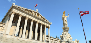 Österreichisches Parlament zum Staatsfeiertag am 1. Mai